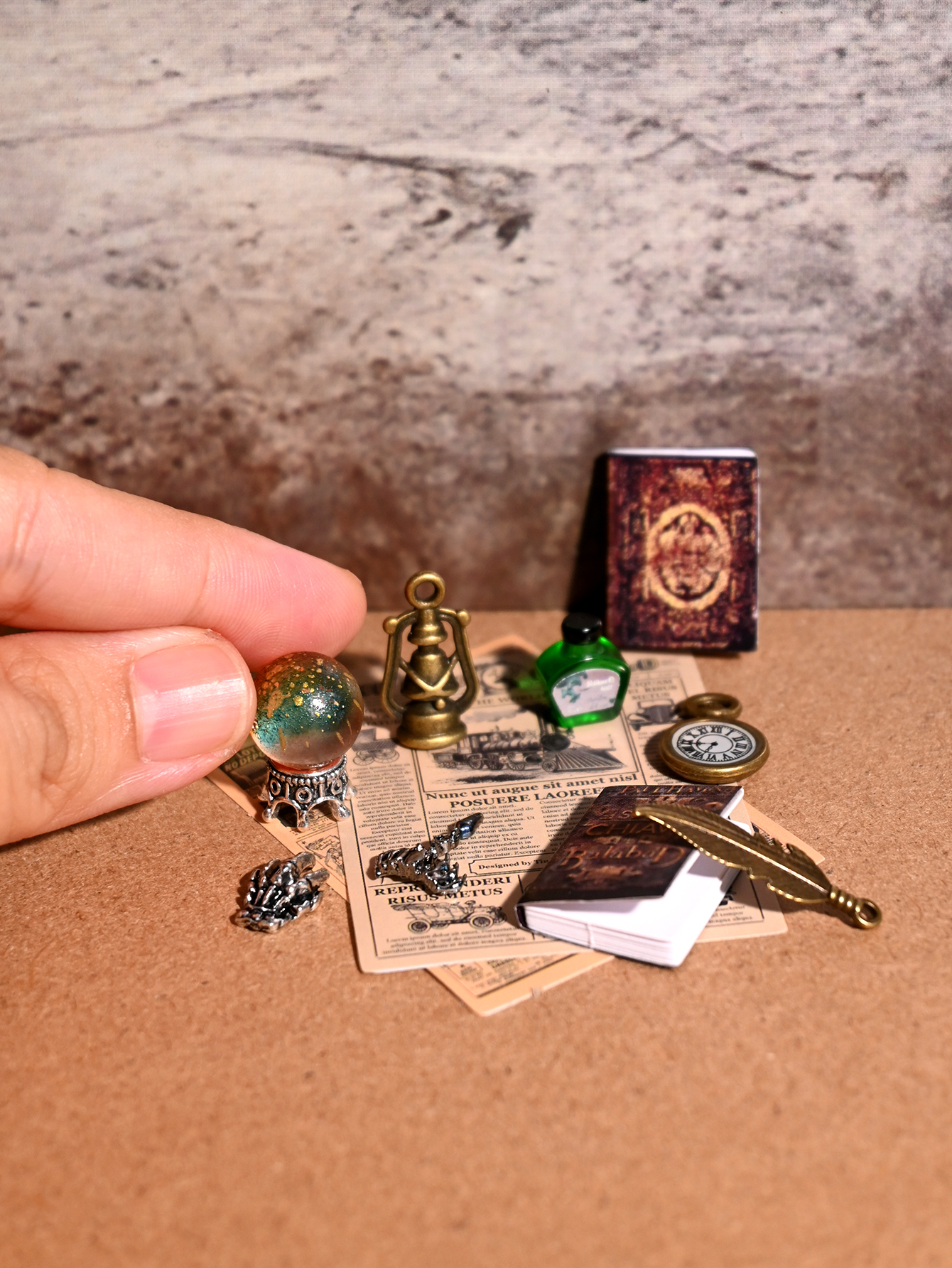 Miniature Replica Magic Vintag - đánh giá và giá Photography Book